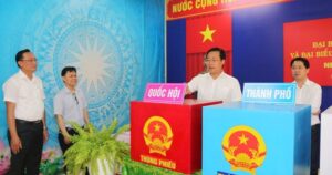 Phó Bí thư Thường trực TPHCM yêu cầu công tác kiểm phiếu bầu cử phải thật sự chính xác