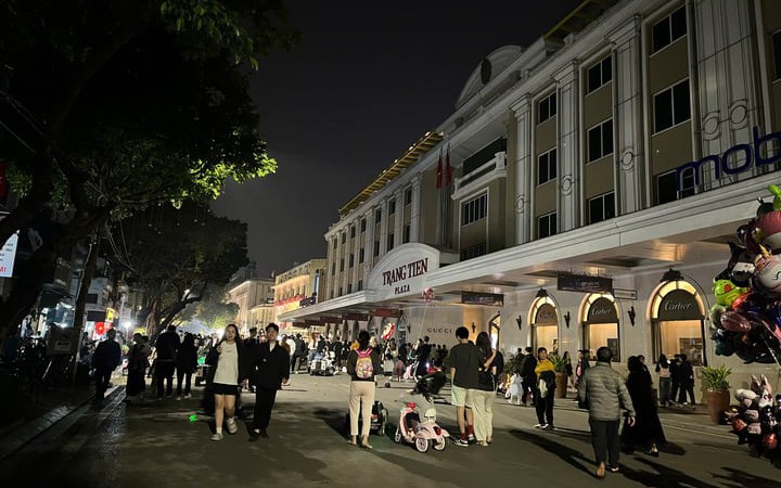 Cả nước tiết kiệm gần 1 tỷ đồng khi tắt đèn hưởng ứng Giờ Trái đất