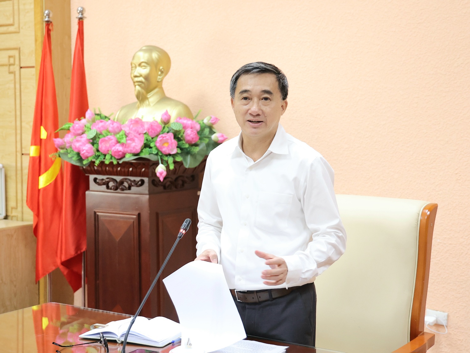 Sửa Luật hiến, ghép mô tạng: Mở rộng nguồn hiến nhưng phải kiểm soát chặt- Ảnh 1. Sửa Luật hiến, ghép mô tạng: Mở rộng nguồn hiến nhưng phải kiểm soát chặt- Ảnh 1.