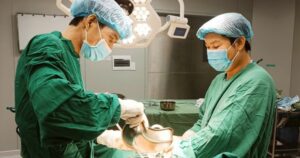 Sau tai nạn, bệnh nhân vỡ gan chảy máu ồ ạt