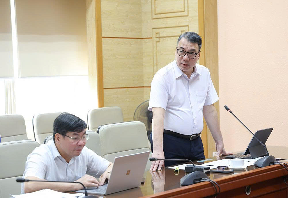 Bộ trưởng Đào Hồng Lan: Đẩy mạnh thực thi Nghị quyết 57-NQ/TW gắn với đột phá, đổi mới sáng tạo công tác y tế- Ảnh 5. Bộ trưởng Đào Hồng Lan: Đẩy mạnh thực thi Nghị quyết 57-NQ/TW gắn với đột phá, đổi mới sáng tạo công tác y tế- Ảnh 5.