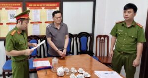 Bắt nguyên cán bộ Ủy ban Kiểm tra Tỉnh ủy Hòa Bình (cũ)