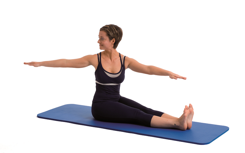 3 bài tập pilates giúp thư giãn cột sống, giảm đau lưng