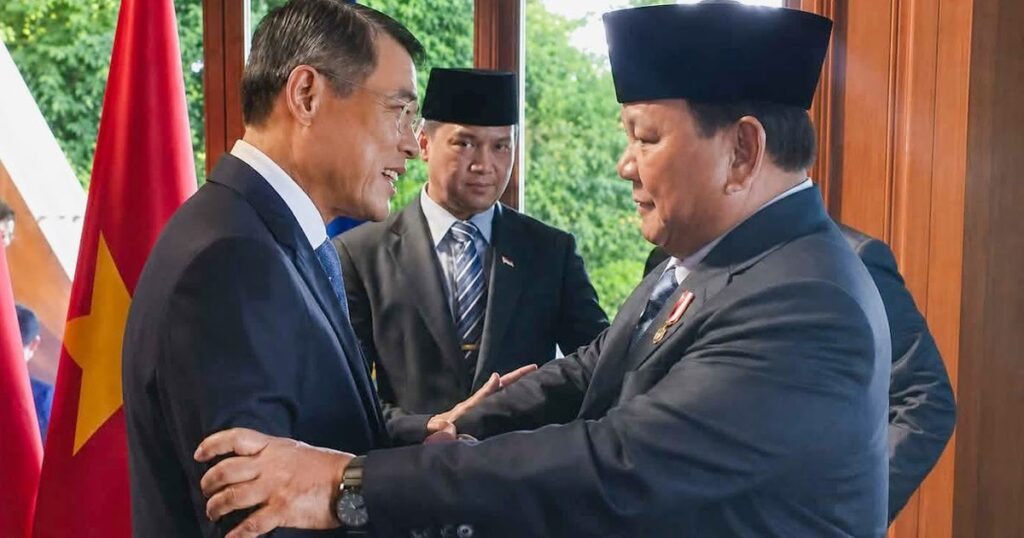 Thủ tướng Lê Minh Hưng gặp Tổng thống Indonesia Prabowo Subianto