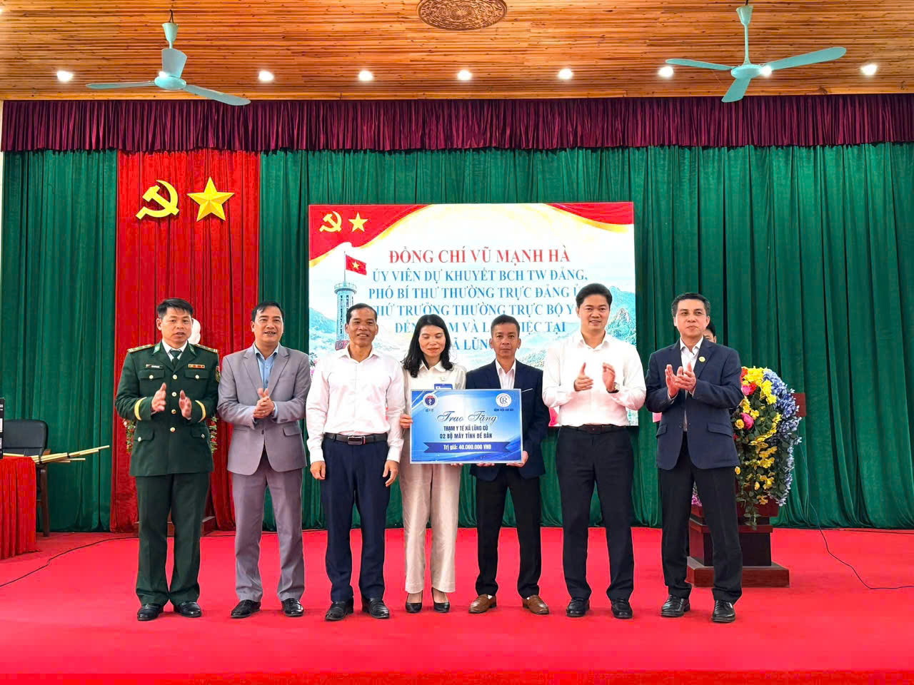 Từ Lũng Cú, Phố Bảng lan tỏa tinh thần phòng bệnh từ sớm, từ xa nơi vùng biên Tổ Quốc - Ảnh 3.
