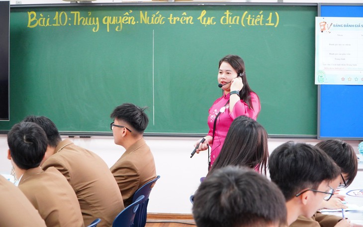 Quy định mới về bổ nhiệm và xếp lương giáo viên THPT