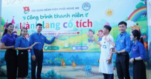‘Hành lang cổ tích’ giúp bệnh nhi thêm niềm vui trong điều trị