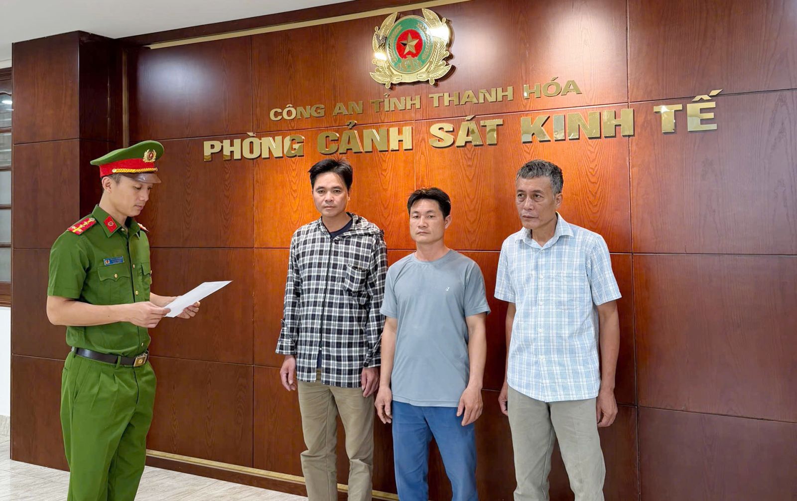 9adbcd-1778471777384690803212 Liên tiếp phát hiện, xử lý nhiều vụ vi phạm an toàn thực phẩm ở Thanh Hóa- Ảnh 5.