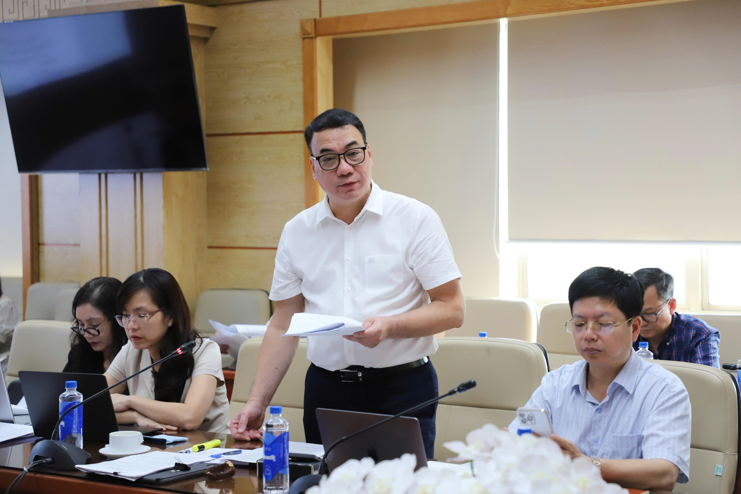 Xây dựng Nghị định mới về khám chữa bệnh phải tháo gỡ vướng mắc, không phát sinh thêm thủ tục- Ảnh 4.
