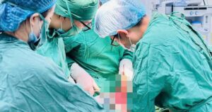 Nổ bình ga mini, người đàn ông suýt mất mạng