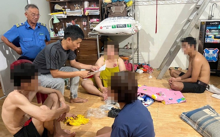Bắt Nguyễn Duy Xuyên cầm dao đuổi chém hàng xóm- Ảnh 2.