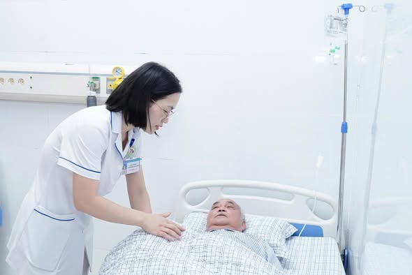 Viên chức ngạch kỹ thuật viên muốn chuyển sang chức danh
Dinh dưỡng hạng IV cần điều kiện gì?- Ảnh 1.