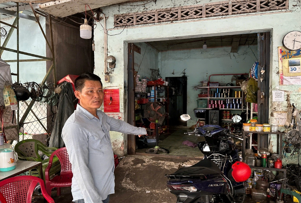 dong-nai-17784853306851438808804 Bắt Nguyễn Duy Xuyên cầm dao đuổi chém hàng xóm- Ảnh 1.