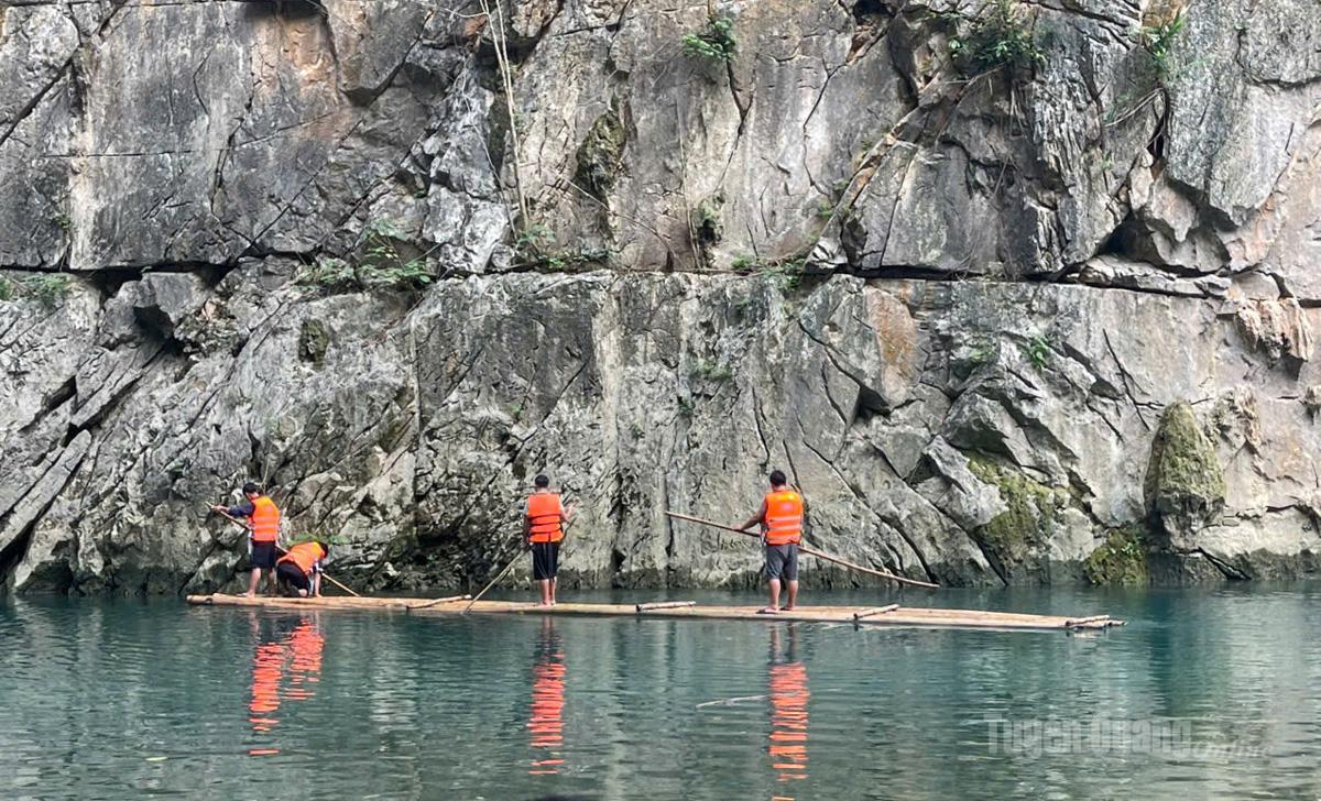 Tuyên Quang: Tìm thấy nạn nhân đuối nước còn lại tại chân Thủy điện Nho Quế 3- Ảnh 1.