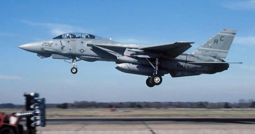 Tiêm kích F-14 từng bị Mỹ ‘khai tử’ nay có cơ hội trở lại