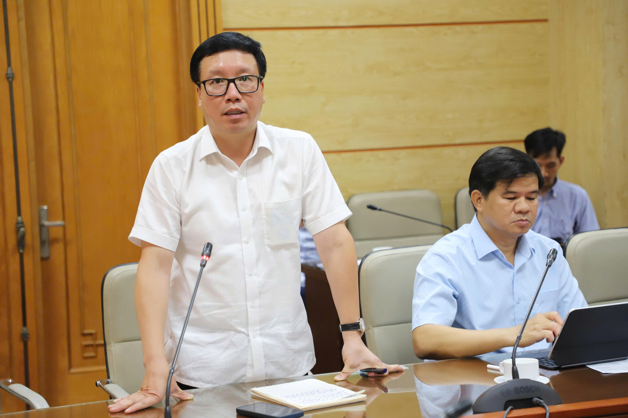 Thúc đẩy tiến độ hoàn thiện hồ sơ cấp giấy phép hoạt động Cơ sở 2 Bệnh viện Bạch Mai và Việt Đức- Ảnh 2.