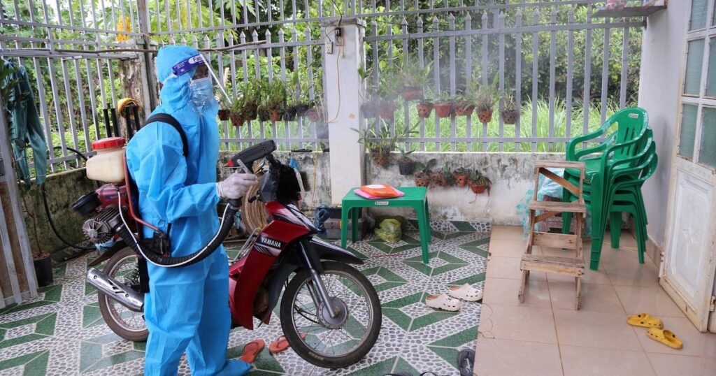 Nhiều chính sách mới hỗ trợ người học ngành y tế dự phòng từ 1/7/2026