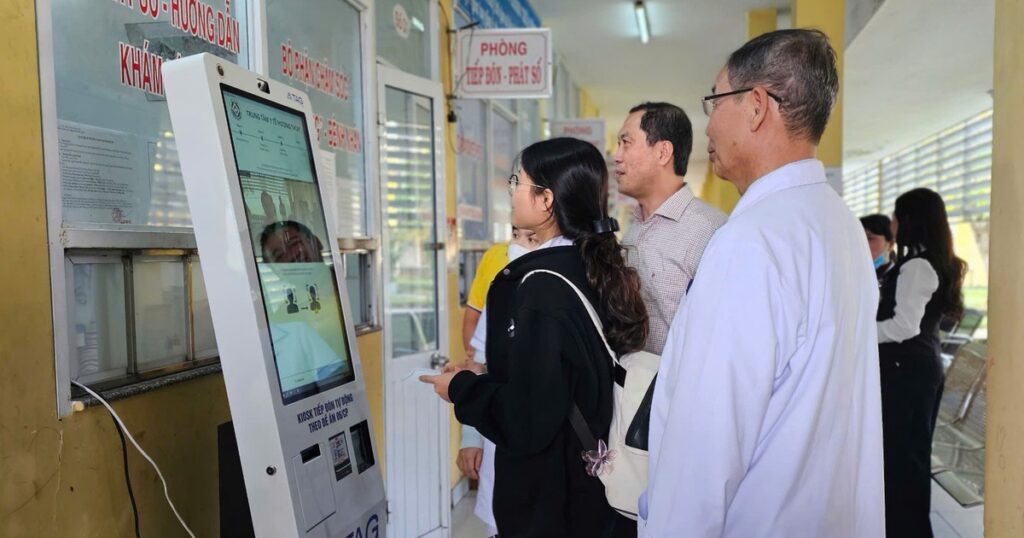 Huế đẩy mạnh ứng dụng AI trong y tế, hình thành tư duy làm việc số