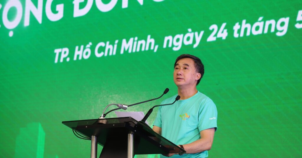 Thứ trưởng Bộ Y tế Trần Văn Thuấn: Phòng bệnh ngay từ mâm cơm, giấc ngủ