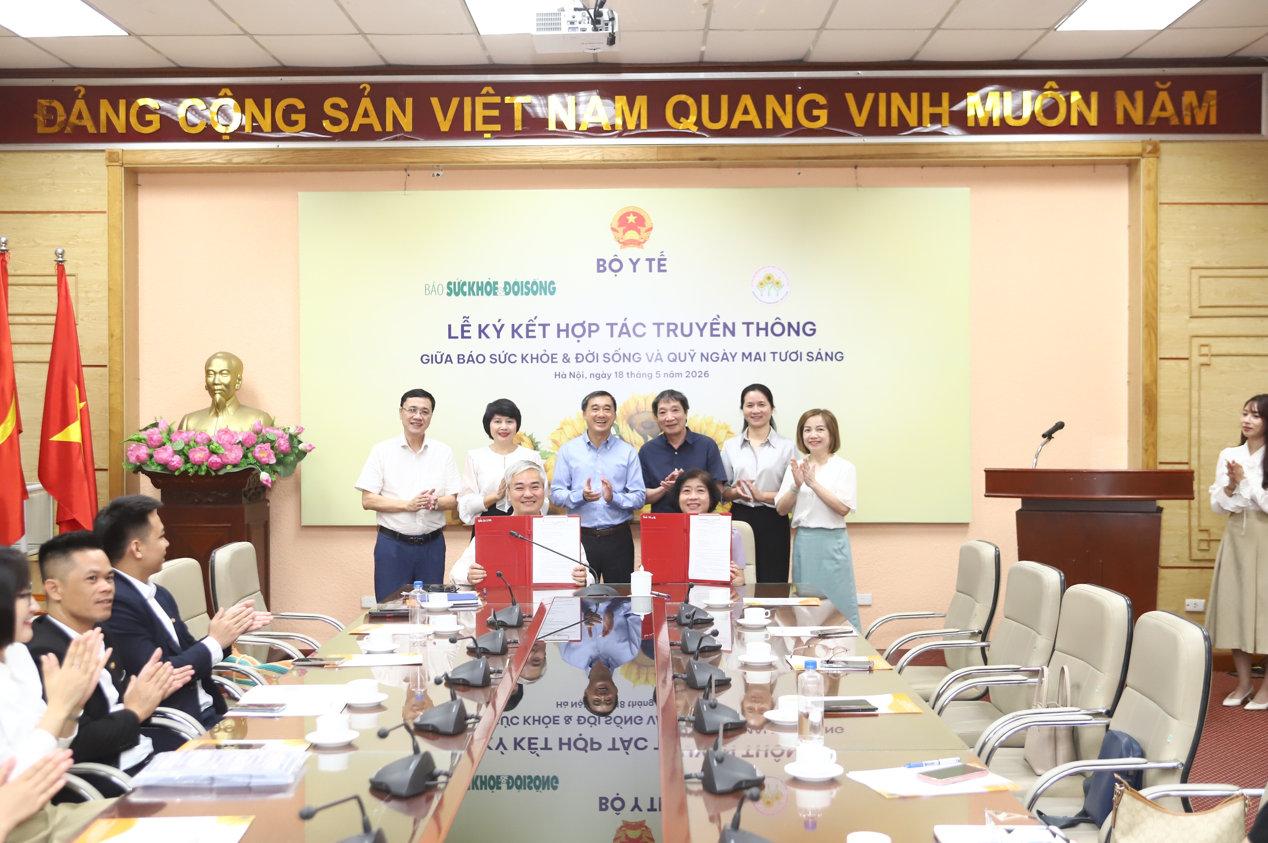 Báo Sức khỏe & Đời sống cùng Quỹ Ngày mai tươi sáng hợp tác lan tỏa thông điệp nhân ái, huy động hỗ trợ bệnh nhân ung thư- Ảnh 2.