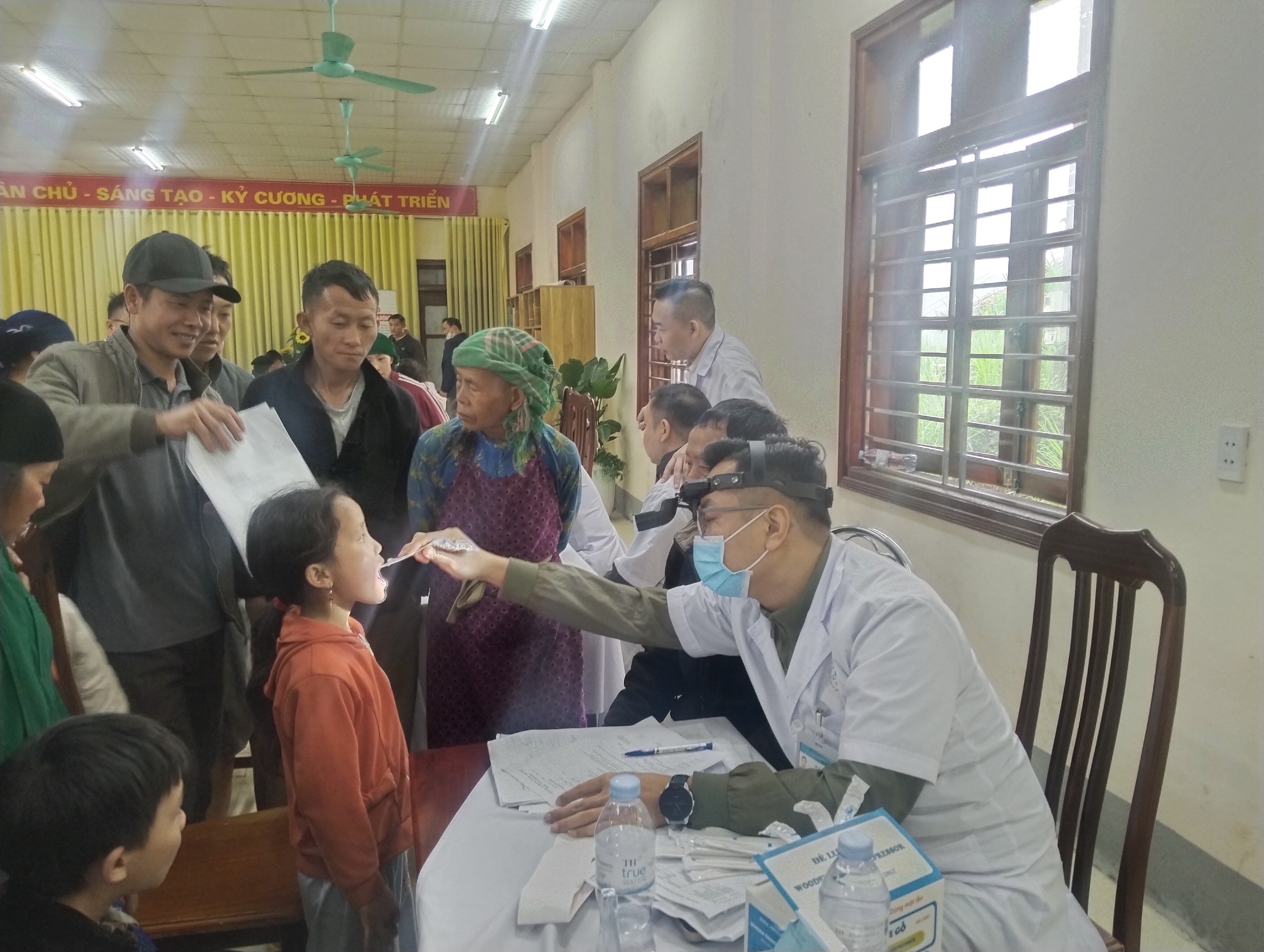 Từ Lũng Cú, Phố Bảng lan tỏa tinh thần phòng bệnh từ sớm, từ xa nơi vùng biên Tổ Quốc - Ảnh 15.