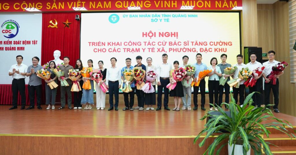 Quảng Ninh cử 113 bác sĩ tăng cường cho 39 trạm y tế xã, phường, đặc khu