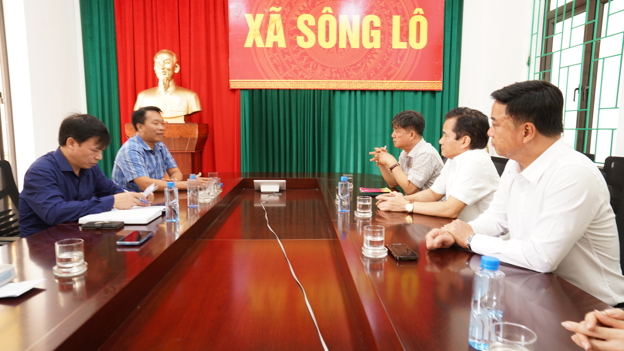 5 học sinh tử vong do đuối nước ở Phú Thọ: Bộ Y tế thăm hỏi gia đình nạn nhân, cảnh báo nguy cơ tai nạn dịp hè- Ảnh 1.