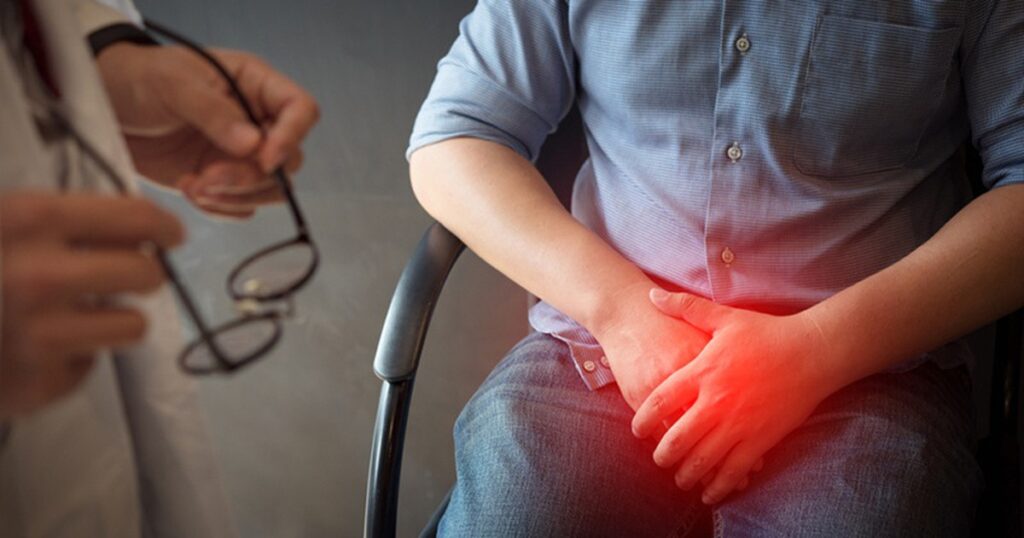 Tưởng viêm da suốt 2 năm, người đàn ông phát hiện ung thư hiếm gặp vùng kín