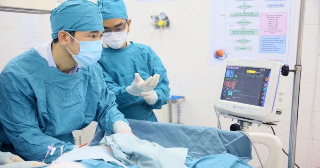 38 nhịp tim/phút và cuộc chạy đua giành sự sống cho sản phụ