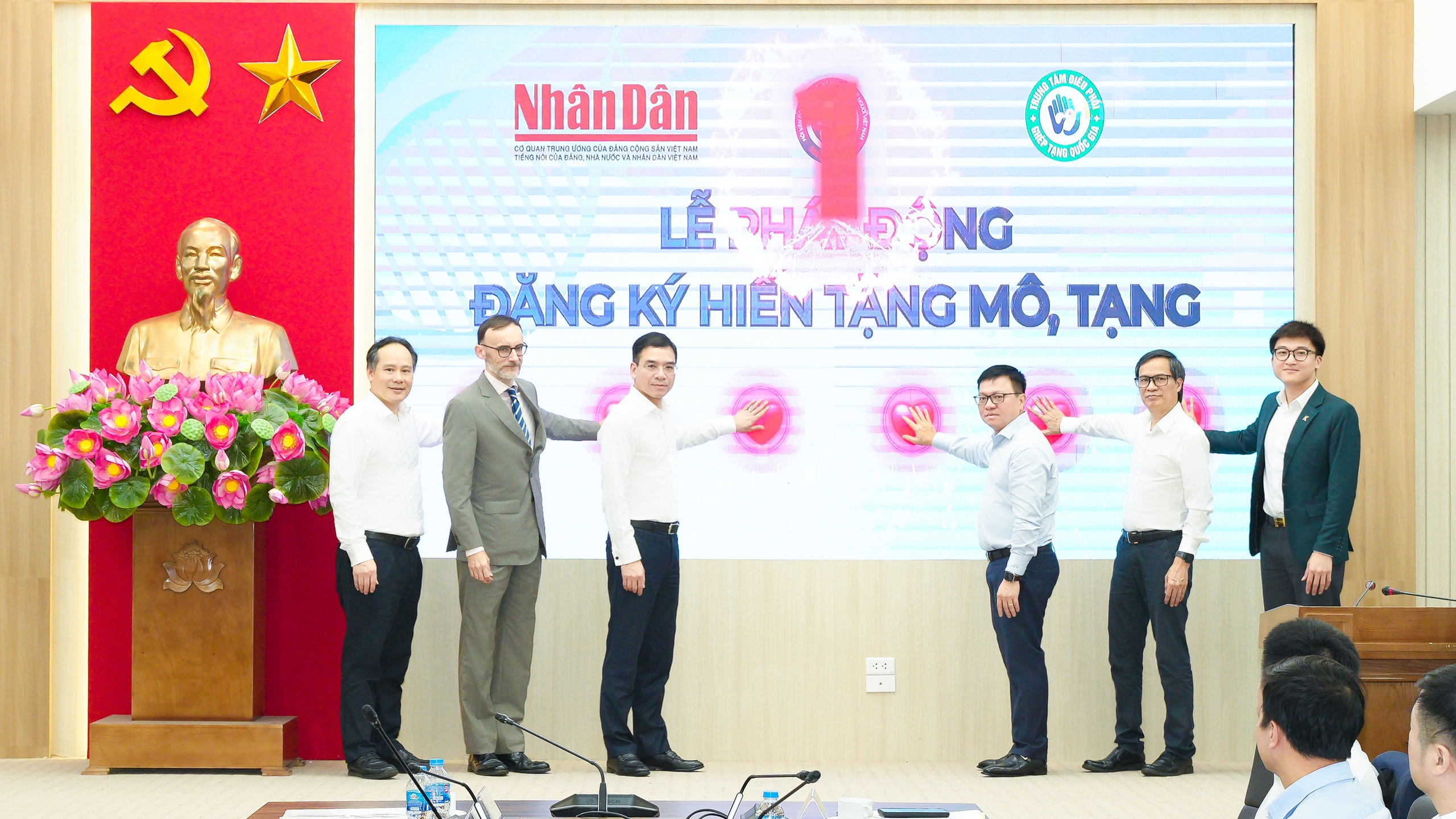ntd356-21-17791889960421880826328 Tạng hiến từ người chết não ở Việt Nam tăng 3-4 lần, nhưng vẫn thấp so với nhiều quốc gia- Ảnh 4.