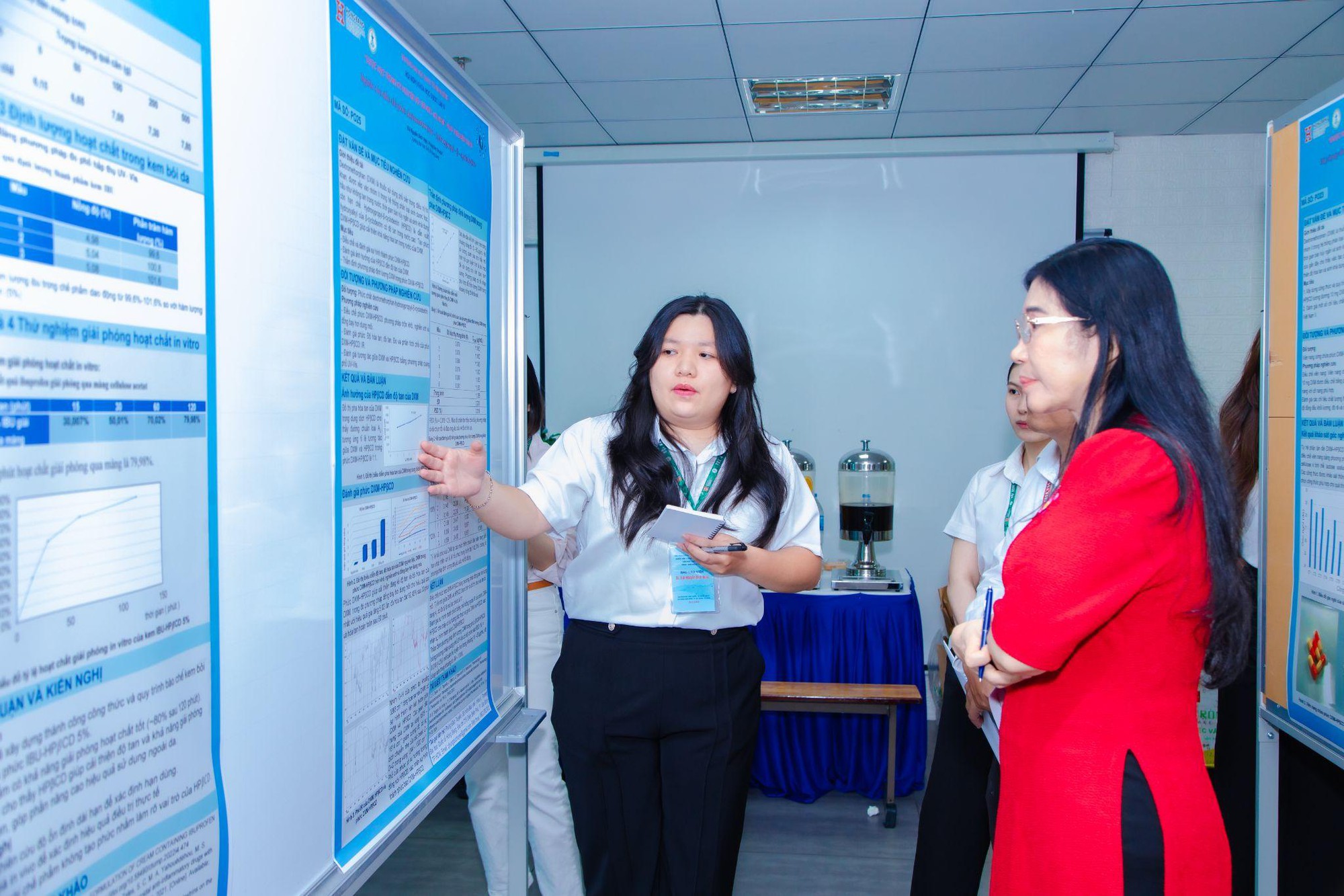 Đào tạo dược sĩ trước làn sóng AI và chăm sóc cá thể hóa- Ảnh 3.