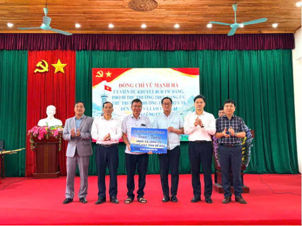 Từ Lũng Cú, Phố Bảng lan tỏa tinh thần phòng bệnh từ sớm, từ xa nơi vùng biên Tổ Quốc - Ảnh 5.
