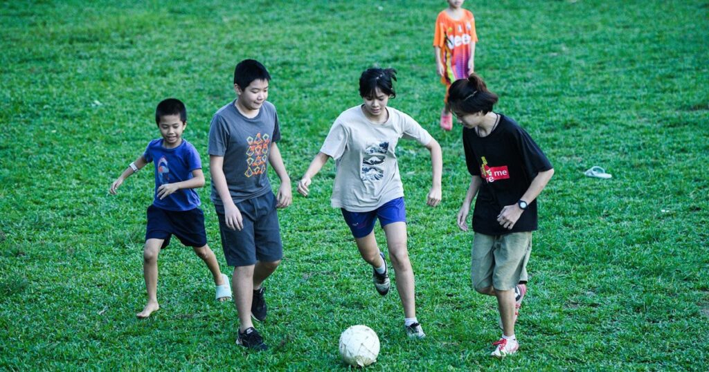 Dinh dưỡng trong kỳ nghỉ hè để trẻ phát triển toàn diện