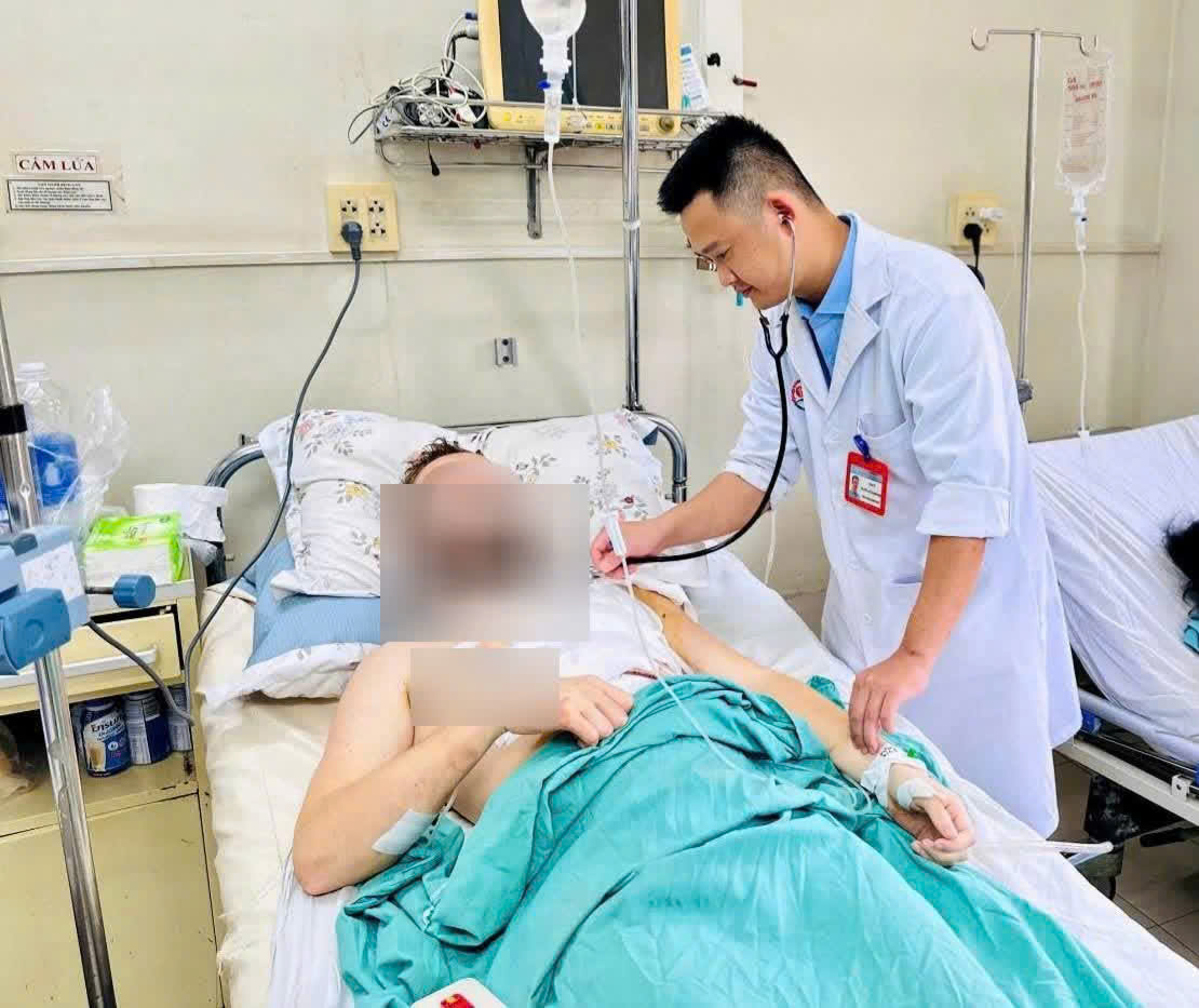 tim-tim-tim-1780560063971124347064 Cứu sống người nước ngoài mang nhóm máu cực hiếm bị vết thương thủng tim- Ảnh 1.