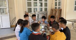 Nhiều mô hình dinh dưỡng học đường được triển khai để cải thiện thể trạng trẻ em Việt Nam