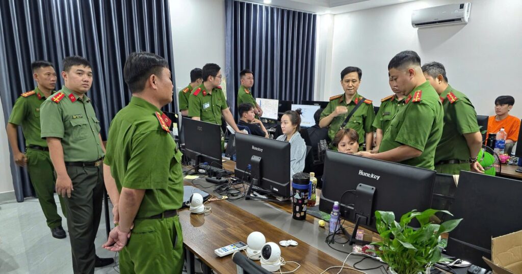 TPHCM liên tiếp phát hiện nhóm người nước ngoài nghi lừa đảo công nghệ cao