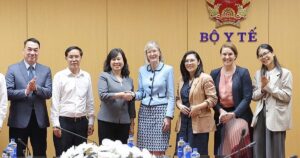 Bộ trưởng Đào Hồng Lan tiếp, làm việc với Đại sứ Úc Gillian Bird về thúc đẩy hợp tác y tế