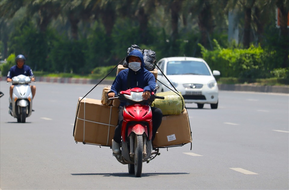 ung-pho-voi-nang-nong-1780389125075232761866 Nắng nóng diện rộng gia tăng trong bối cảnh nguy cơ El Nino mạnh quay trở lại, lên kịch bản ứng phó- Ảnh 1.