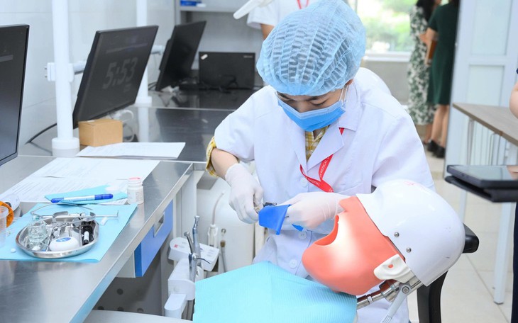 Lo ngại khoảng trống kiến thức nền tảng khi xét tuyển khối ngành Sức khỏe bằng môn xã hội