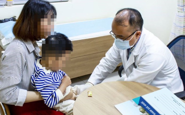 Huế triển khai khám sức khỏe định kỳ cho người dân, tích hợp kết quả vào Sổ sức khỏe điện tử- Ảnh 2.