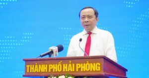 Phải chuyển từ khai thác tài nguyên sang tạo ra giá trị gia tăng để phát triển