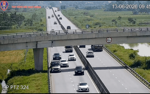 download-1781344377692101071552 Tài xế mất 13 triệu đồng, trừ 6 điểm GPLX vì "chiều khách" trên cao tốc- Ảnh 2.
