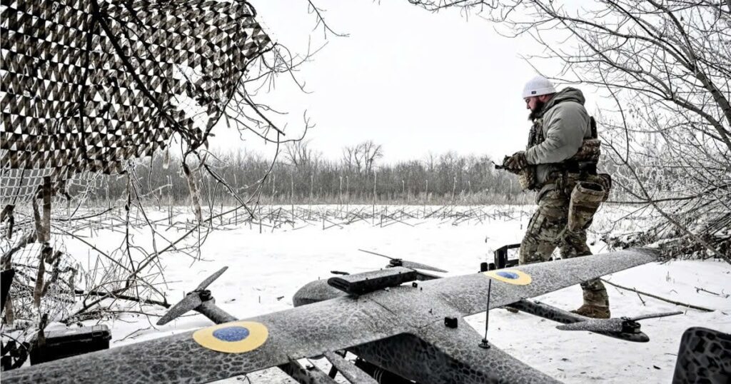 UAV mới của Ukraine khiến tên lửa HIMARS Mỹ không còn vị trí độc tôn