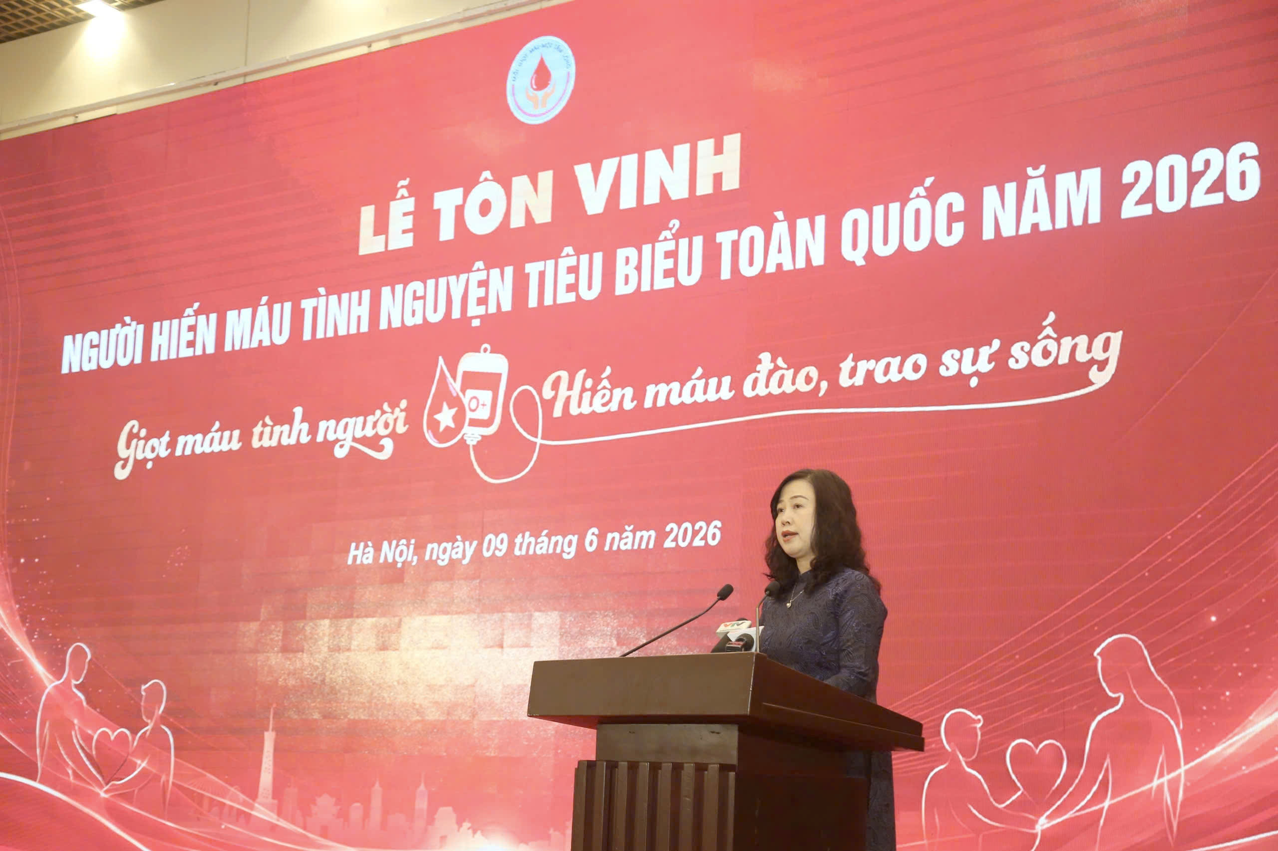 Tôn vinh 100 người hiến máu tiêu biểu toàn quốc: Lan tỏa những câu chuyện đẹp về tình người- Ảnh 6.